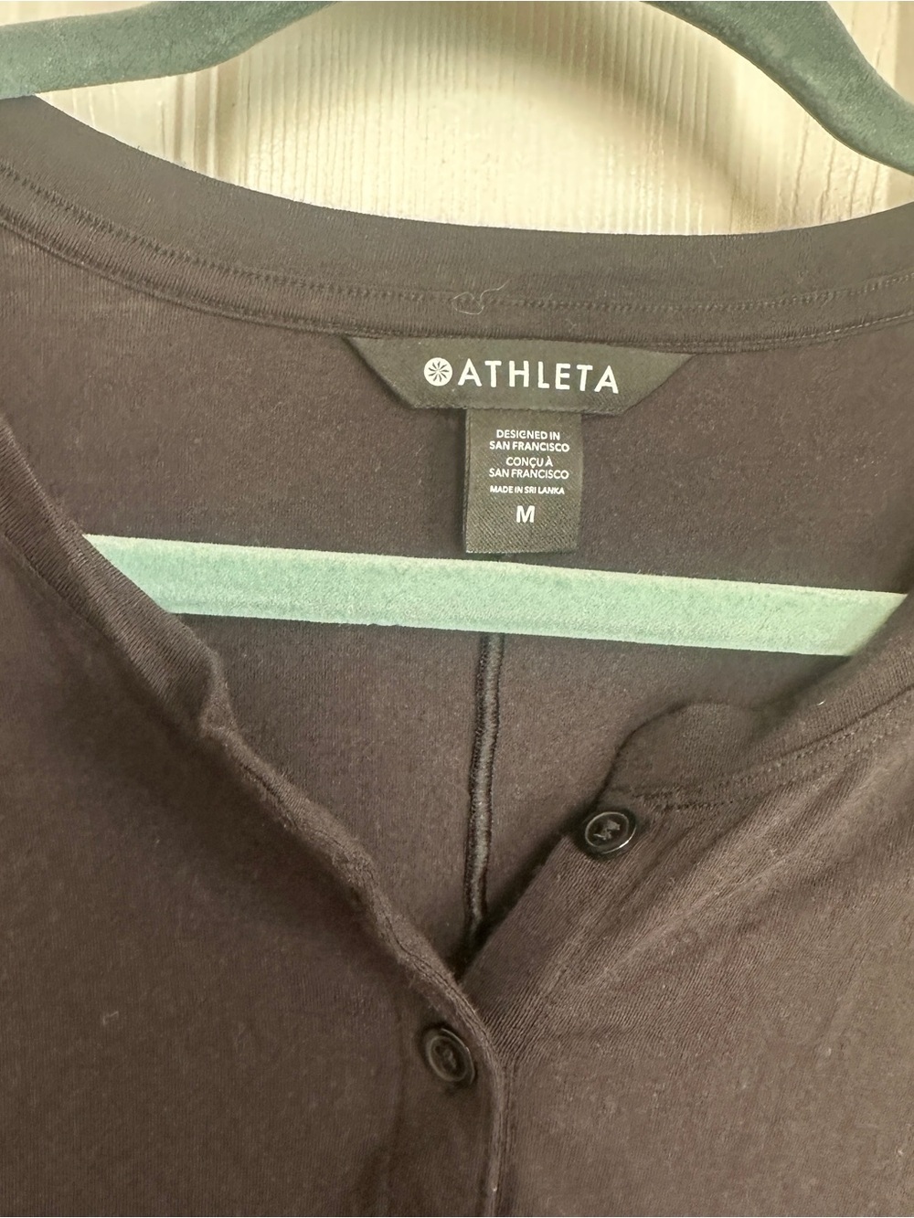 Athleta Canyon Henley Top Lightweight Cropped Black Long-Sleeve - Picture 7 of 8